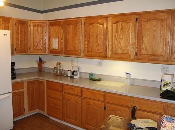 5th image of 309 Wesley St