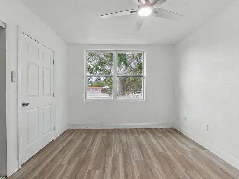 8812 Oakwood Dr — Photo 38