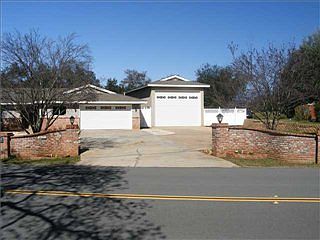 1st image of 26724 Banbury Dr