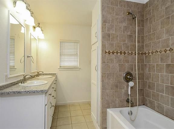 4th image of 804 Highland Dr