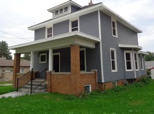 911 E Lake St, Horicon, WI 53032