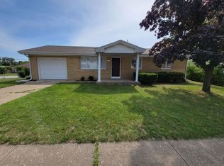 1354 Woodbine Way, South Bend, IN 46628