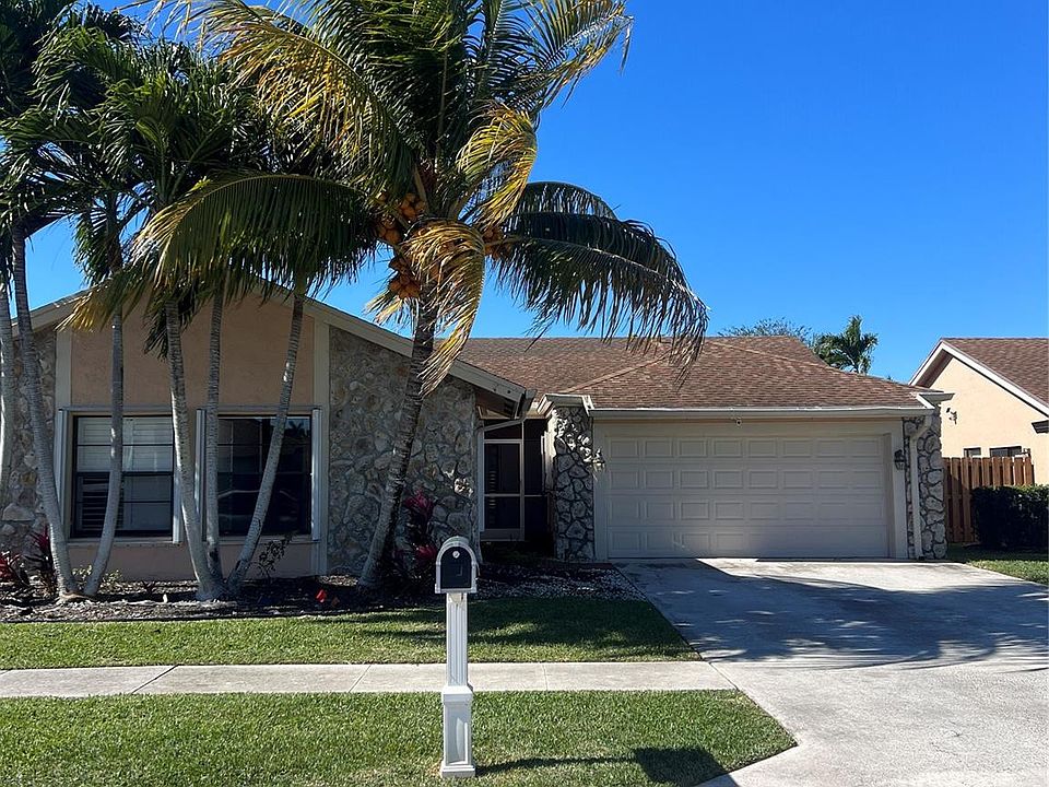 1st image of 21023 Rustlewood Avenue