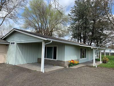 2225 Fowler Ln, Central Point, OR, 97502