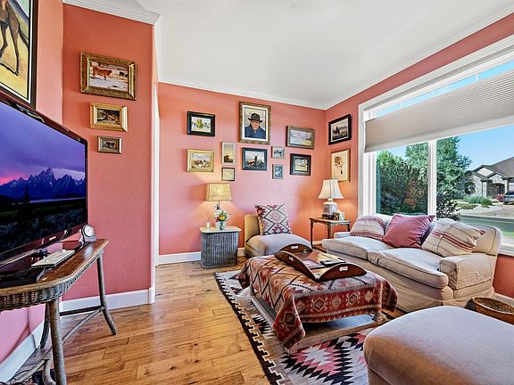 4th image of 25 Club House Dr
