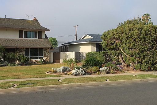 3rd image of 17772 Whitney Dr