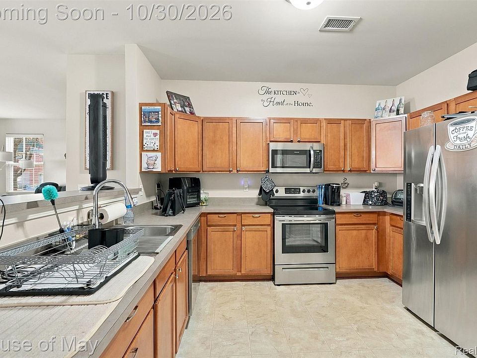 47651 Ormskirk Dr, photo 11