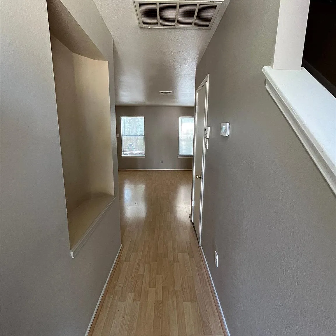2 bed, 2.5 bath, 1309 sqft, $1,545 — Photo 3