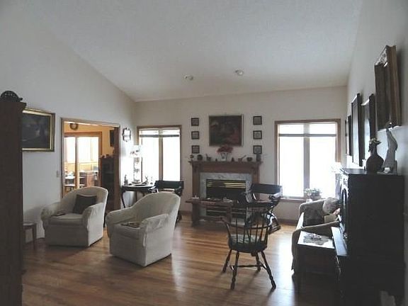 4th image of 2447 Timberlea Cir