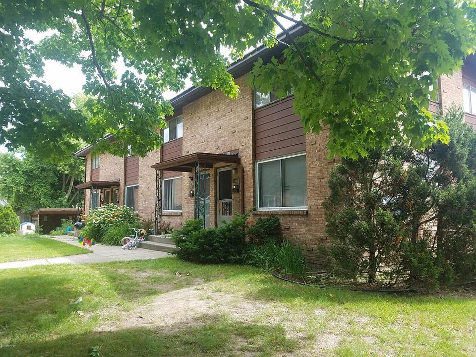 2nd image of 1348 Northfield Ave NE