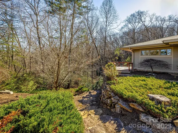 200 S Hill Dr, Brevard, NC 28712
