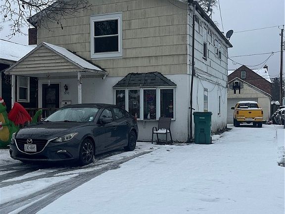 2nd image of 3010 McKoon Ave