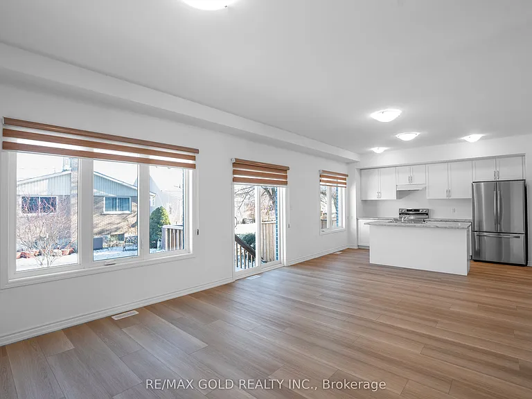 222 Pilkington St — Photo 6