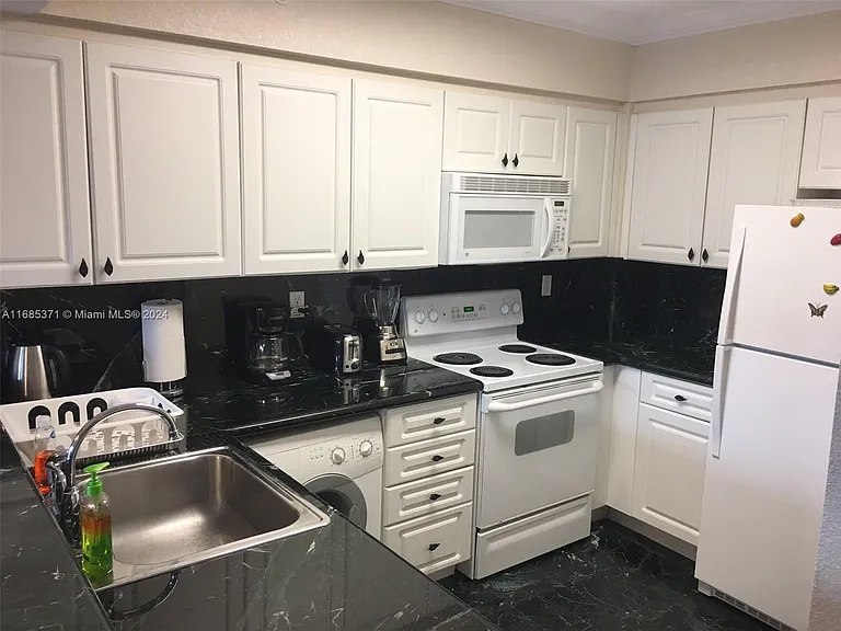 2501 S Ocean Dr #L11 — Photo 18
