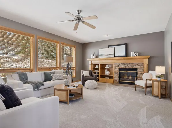 1496 Pinetree Trl, Eagan, MN 55122