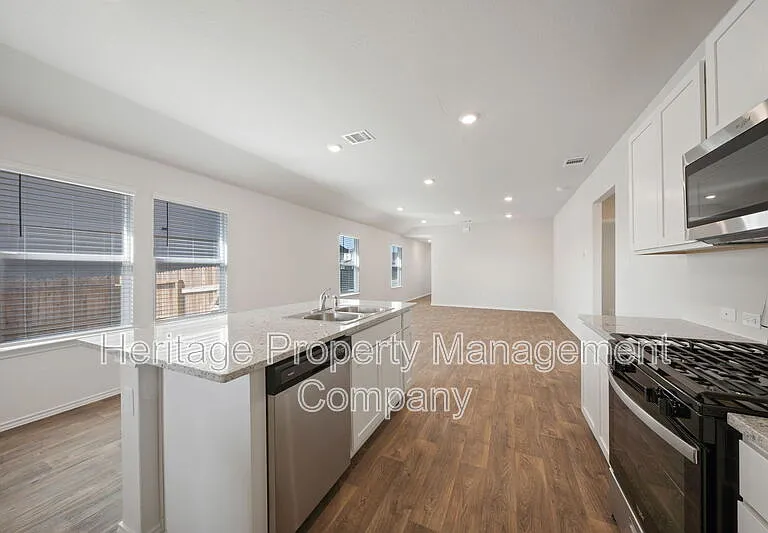 15706 Clove Spice Way — Photo 10