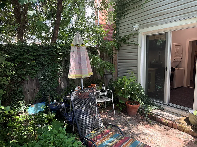 828 Corinthian Ave #1 — Photo 30
