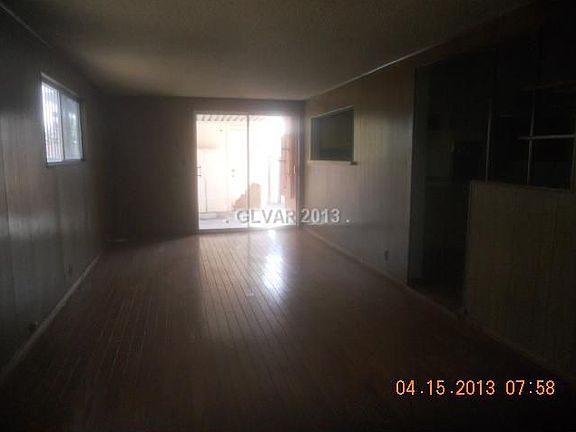 3rd image of 5118 Blanton Dr