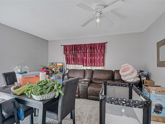 3rd image of 4721 WATCH HILL COURT