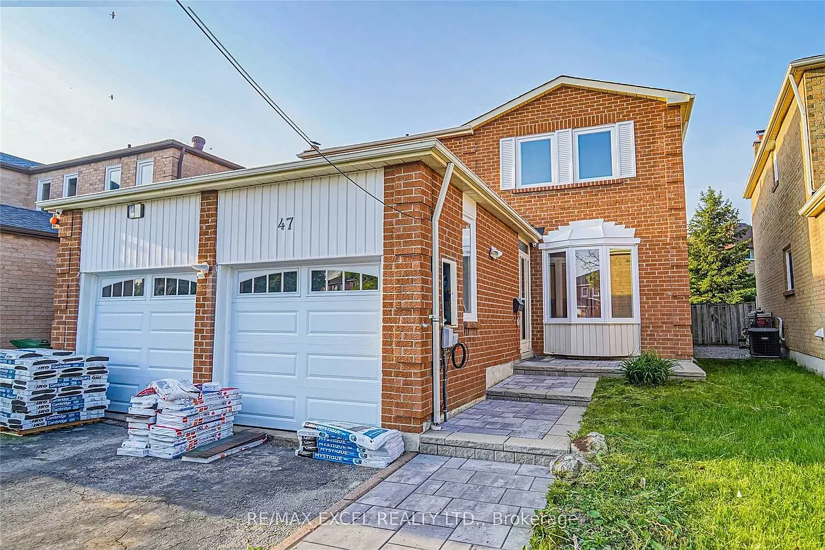 Building Photo - 47 Whiteleaf Cres #UPPER