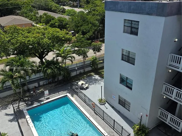 13500 NE 3rd Ct APT 124, North Miami, FL 33161