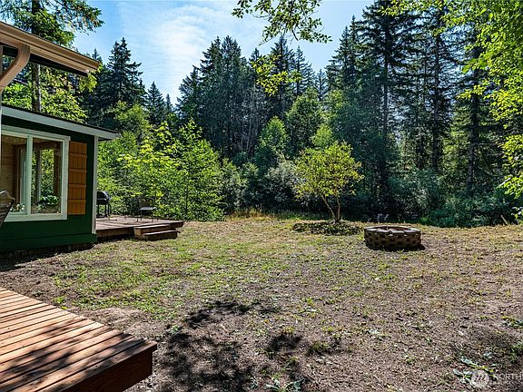 4th image of 1731 NE Tahuya River Drive