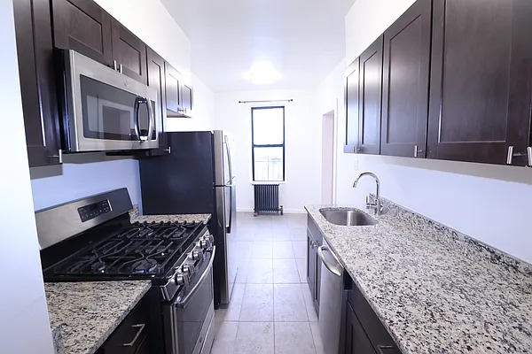 Rented by A&E Real Estate Management | media 3