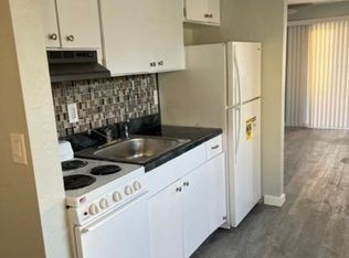 8156 Country Rd UNIT 102, Fort Myers, FL 33919