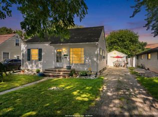 641 State St, Menasha, WI 54952