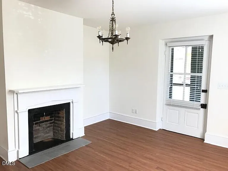 309 E Lane St — Photo 8