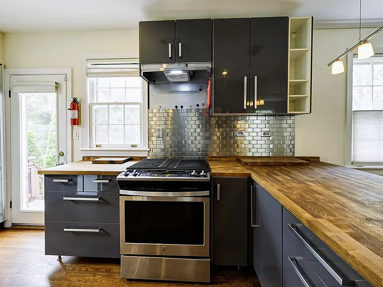 4441 Brandywine St NW — Photo 17