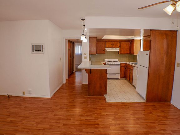 5th image of 1012 Thomas Ave #I