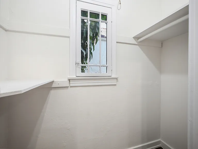 1315 N Hayworth Ave #3/4 — Photo 9
