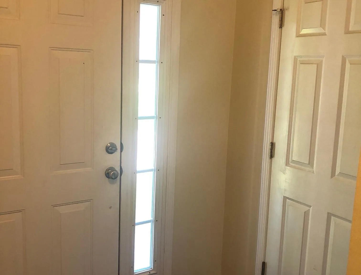 3 bed, 1210 sqft, $1,650 — Photo 3