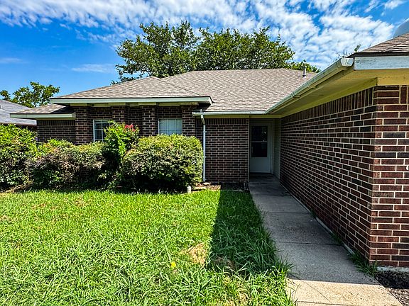 2nd image of 3016 Eastland Ave