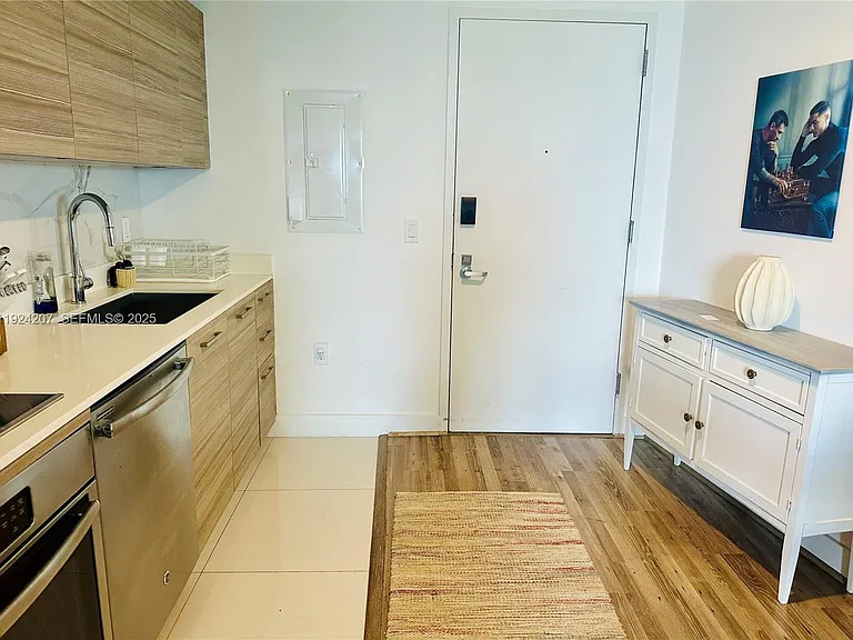 121 NE 34th St #3014 — Photo 18