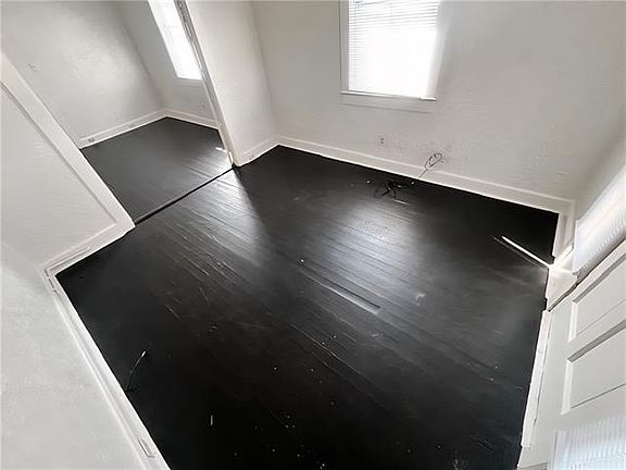 3rd image of 2909 Hollygrove St