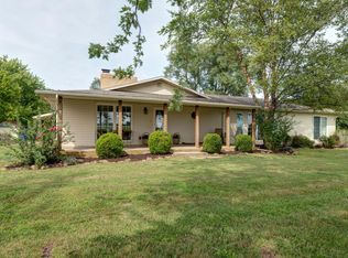 2465 E Farm Road 48, Springfield, MO 65803