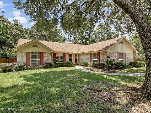 2nd image of 11933 Gran Crique Ct S
