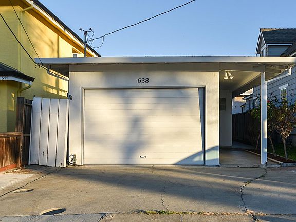 2nd image of 638 Pine St