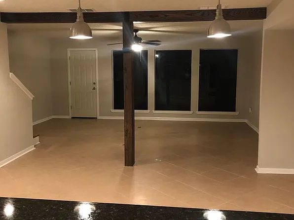 63 April Hl, Montgomery, TX 77356