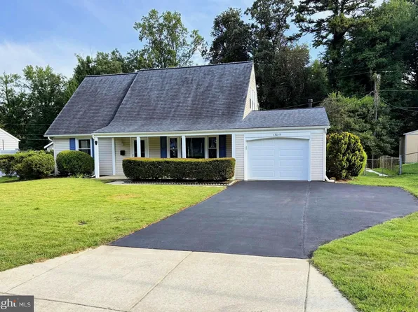 13015 Victoria Heights Dr, Bowie, MD 20715