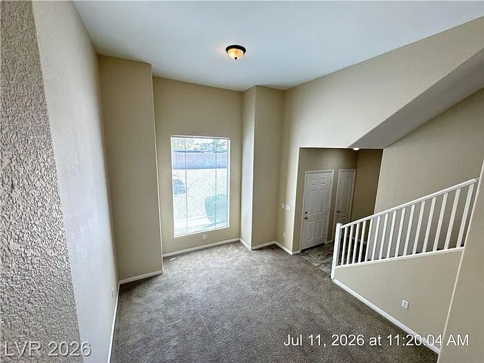 316 Fountain Crossing Ln — Photo 6