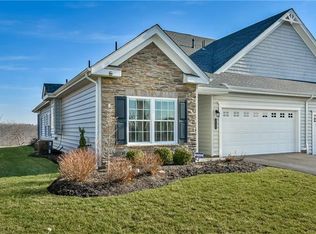 182 Freedom Ln, Sewickley, PA 15143