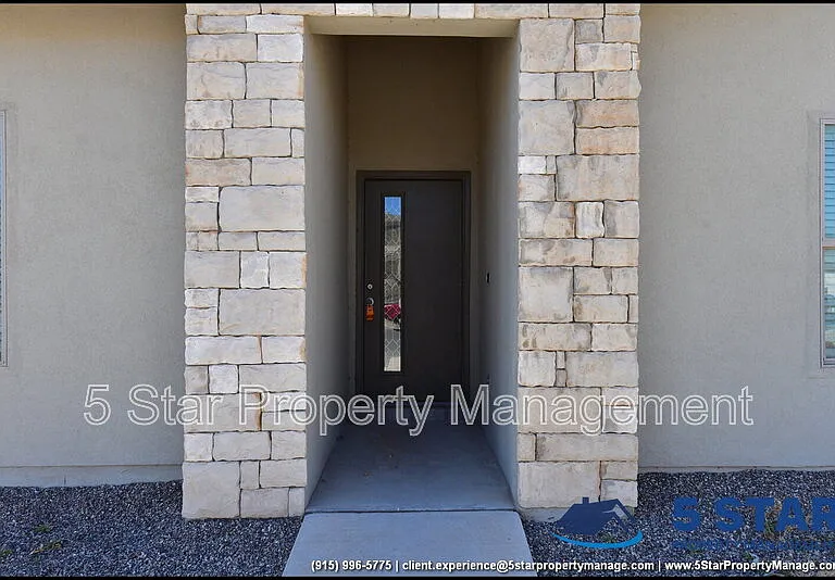 4629 Michael Torres Dr — Photo 5