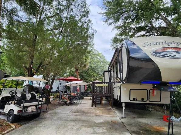 152 Horseshoe Bnd #152, Lake Wales, FL 33898