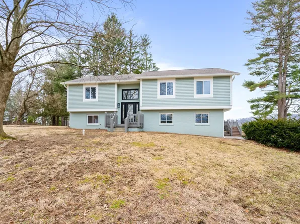 3684 N Devon Dr, Martinsville, IN 46151