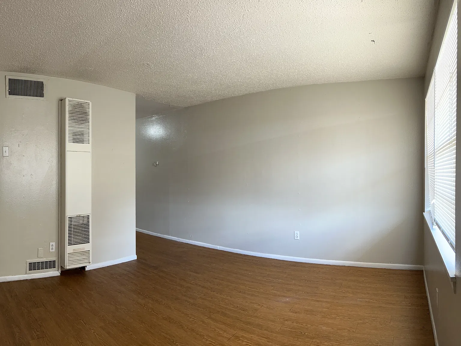 Sheridan - #8 — Photo 2