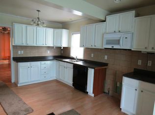 57890 Kreighbaum St, Elkhart, IN 46517