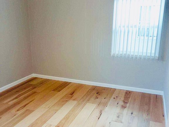 4th image of 1117 S Shenandoah St APT 3